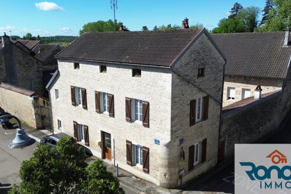 maison/villa - Fontaine-Française 